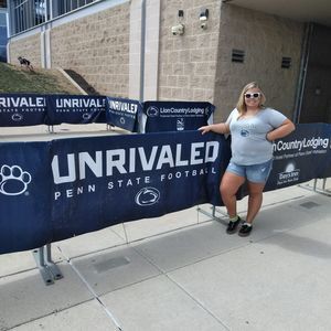 Meet your Posher, Randall